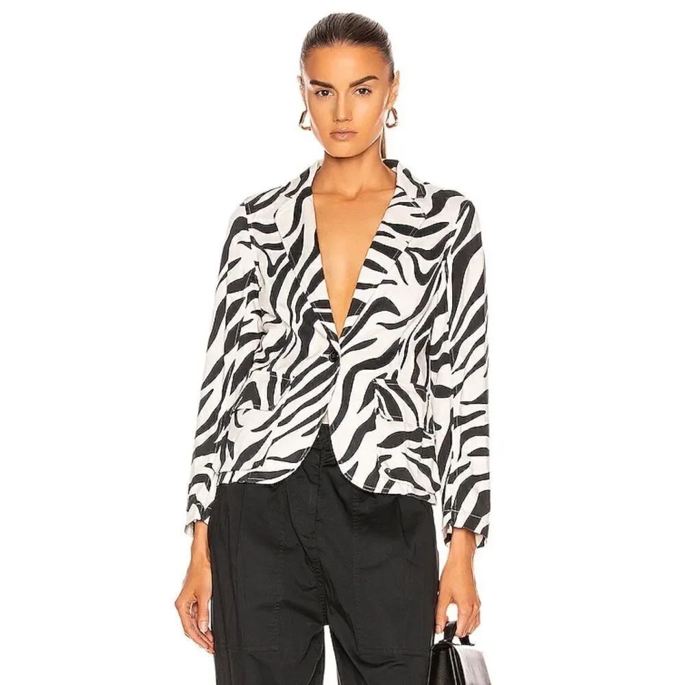 Nili Lotan Addison Zebra Print Blazer White Black Size US4